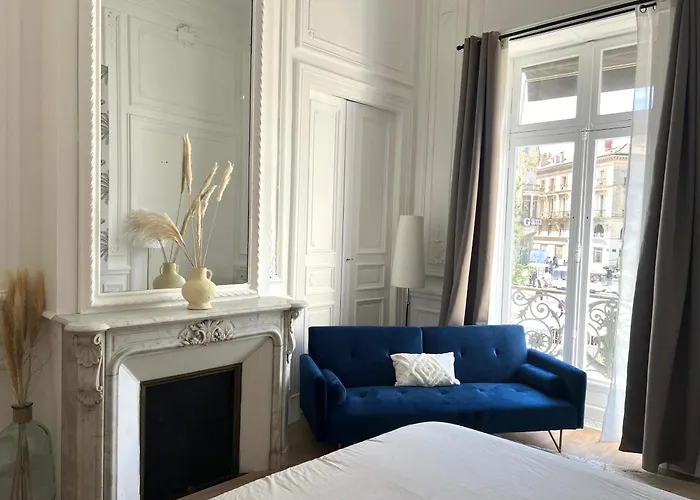 Apartamento Maison El&ar - Place De La Comedie, Wifi *